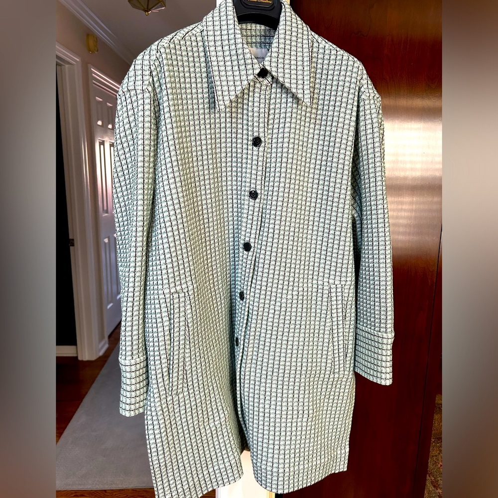 Nice cotton blend jacket by Club Monaco. Size M. Excellent condition